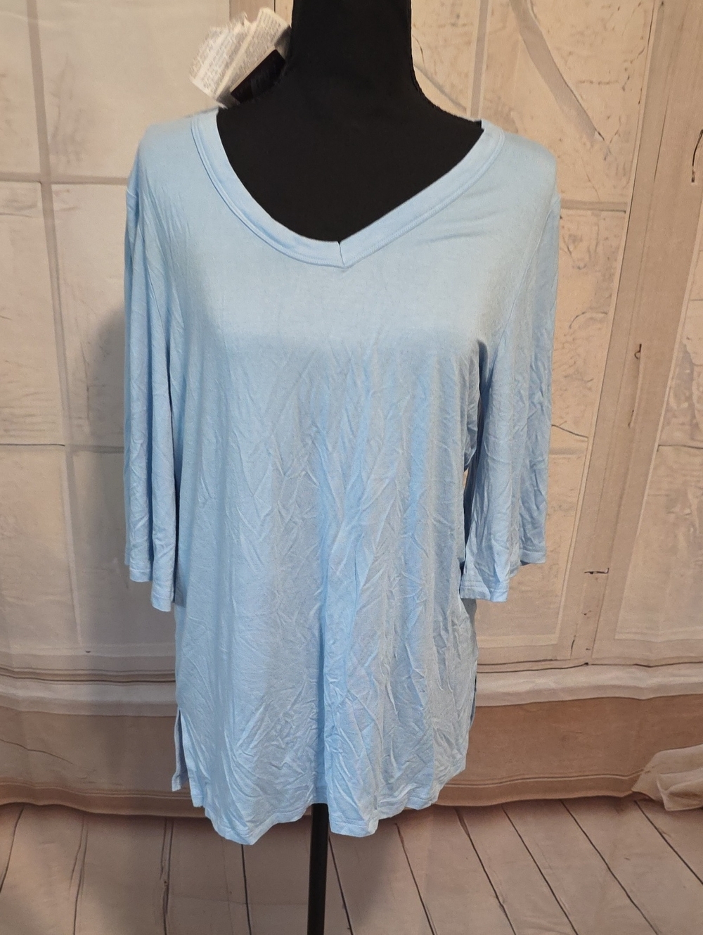 Kohl's Light Blue V-Neck Flowing Tunic Top
